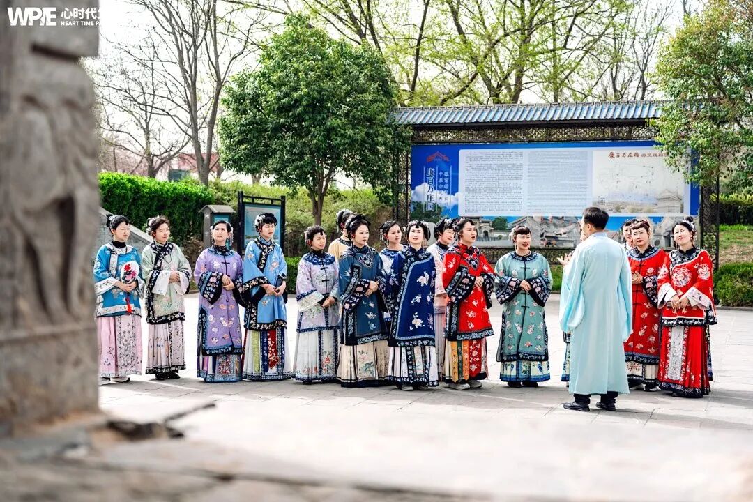 帮女儿入选，她没笑；靠自己拿“优”，她却笑了——我以为我在帮孩子赢，其实我在让她输！