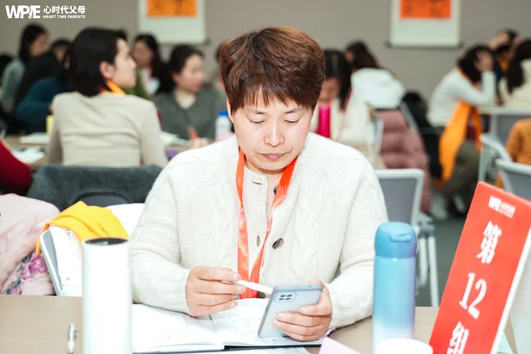【七日正念瘦身营】是母女，亦是同窗——这门课，凭什么让母女俩为彼此买单？