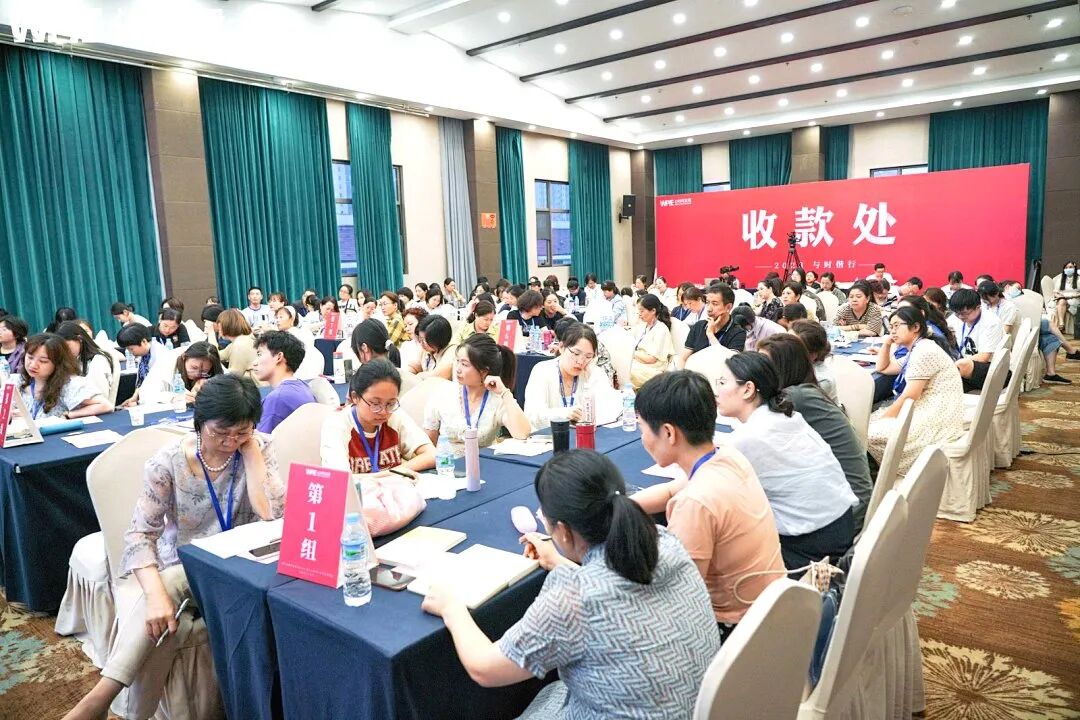 你以为孩子不上学是因为脱发？文聪老师一语道破：“他是先不想学了，才拿脱发当‘替罪羊’！”