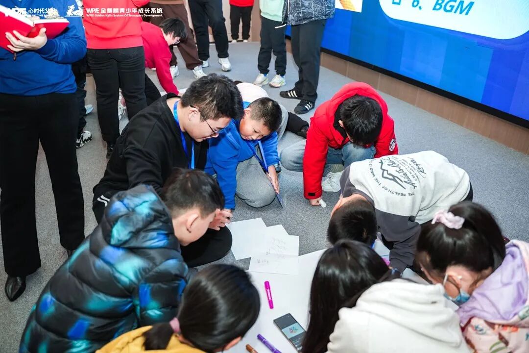 从“扇自己耳光”到“助孩子考700分”——这个爸爸值得全网学习！