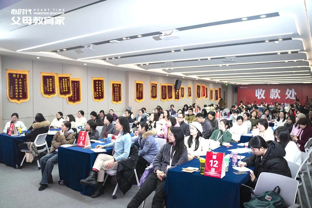 男怕入错行，女怕嫁错郎——一位母亲的纠结：“没爸妈托举的男孩儿，到底能嫁吗？”