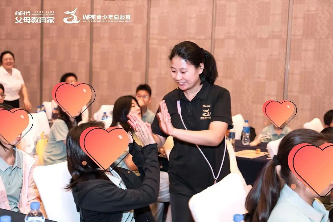 “心二代”佳怡——“以前我如同野兽一般对抗父母，现在我是学习顾问，用专业帮助更多家庭变好！”