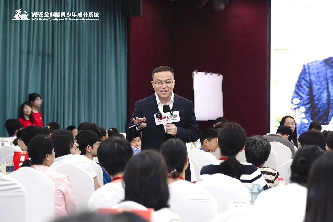 一夜白头的父母泣诉：“我养出了学霸，却没教会孩子好好活着......”