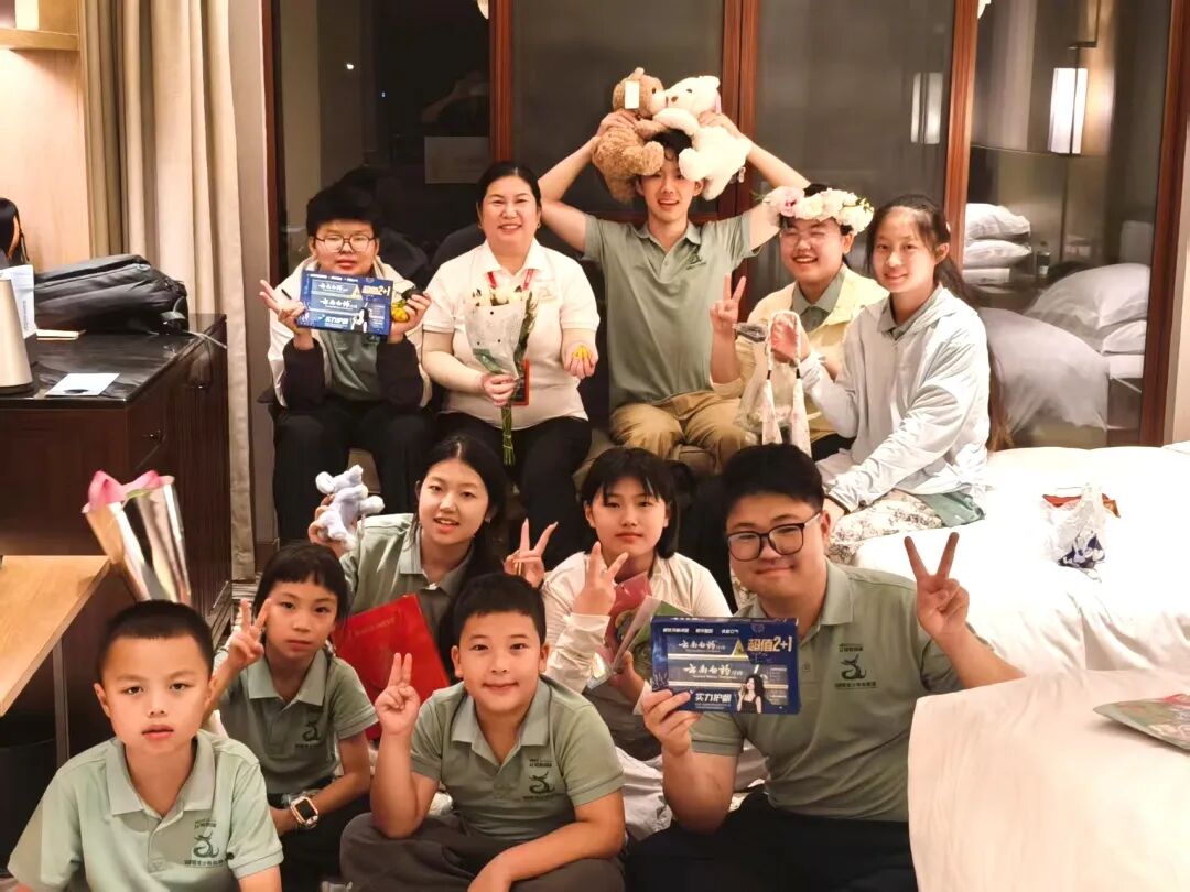 【青少年总裁班】卢光芹老师：“从教31年，我依然被孩子们深深滋养着！”