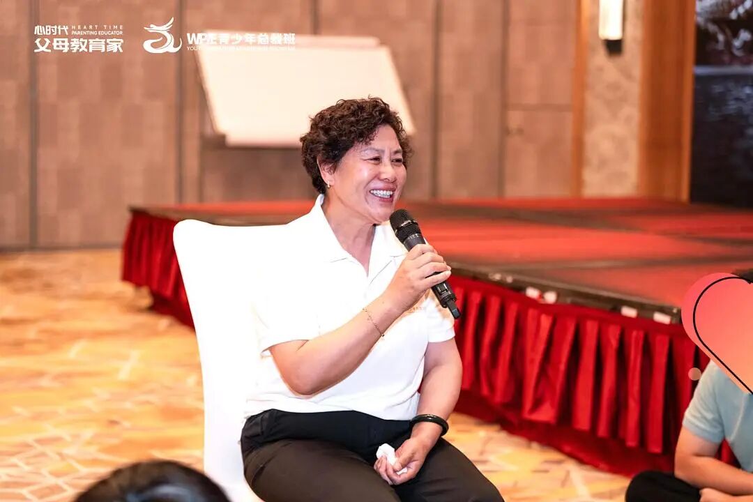 【金麒麟人生导师】冉令梅老师：从一个人偷偷哭到年级进步300名——那个藏在“乖”背后的女孩，终于被真正看见了！