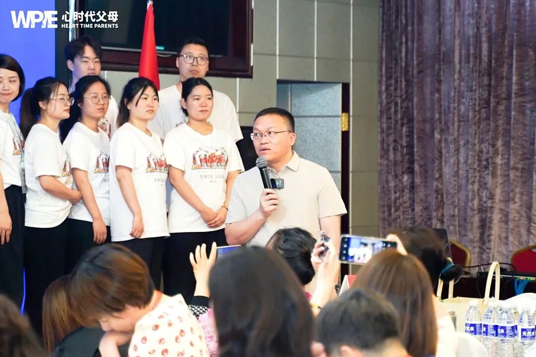 【纪琼谈家读书慧】幼儿园孩子打人？——奶奶带娃，爸妈“消失”？孩子打人只是警告