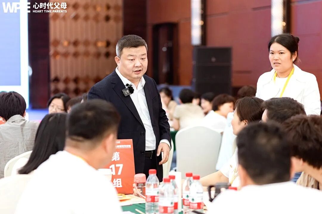 在博物馆花了300块钱都没让孩子爱上历史，没想到用一个旧拖把做到了