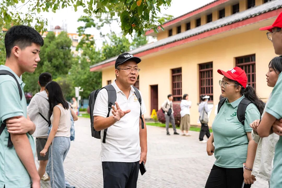 【青少年总裁班】郭小勇老师和他的11个小天使：“遇见你们，让我遇见了全新的自己！”