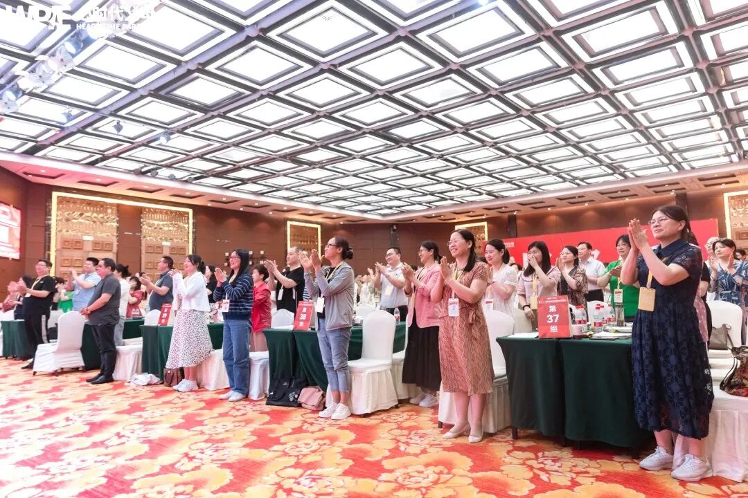 从“别烦我”到“没意思”：我用三招，让女儿主动放下手机