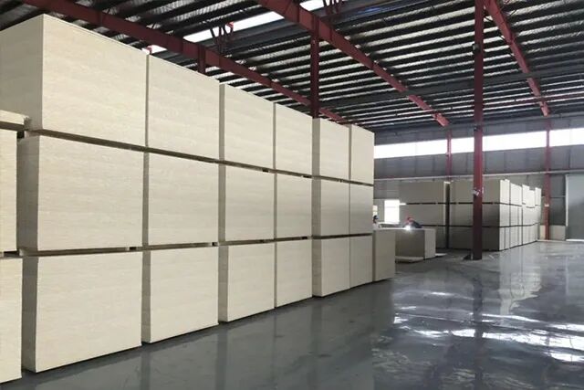 曲美“零甲醛”添加原木结构板，让定制空间无“醛”干扰！