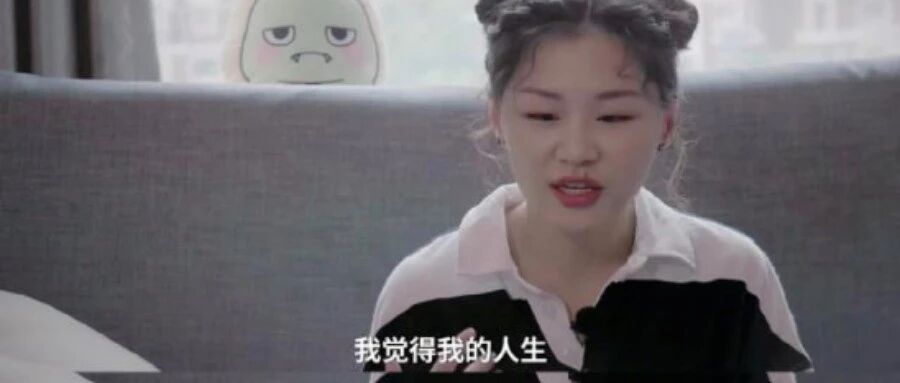被撒贝宁催婚的金靖：明知自己并不完美，却依然活的很美