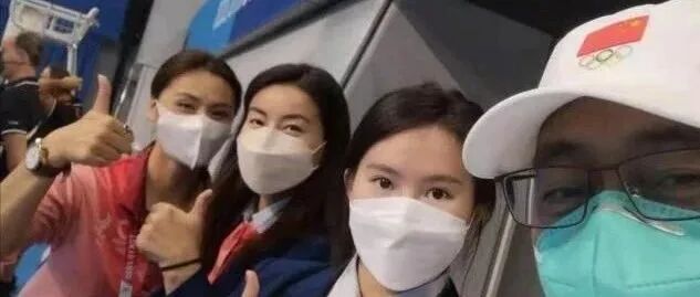“中国最美裁判团”火了，戳穿扎心真相：这种欲望，我劝你别戒