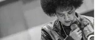 再见了，赵英俊！岳云鹏曝光两人私聊记录，我终于听懂了《送你一朵小红花》