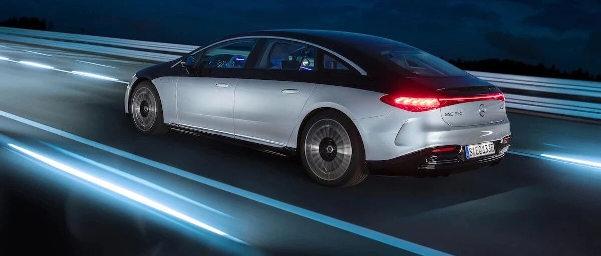 梅赛德斯-奔驰公布最新中长期发展战略、2030年实现新车全面电动化！