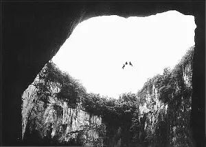 世界地震主要分布地区_喀斯特溶洞分布_喀斯特地貌主要分布在我国哪些地区