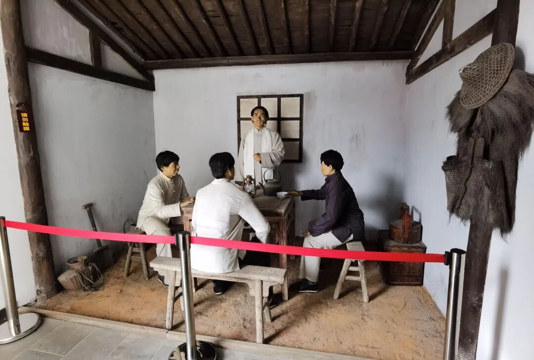 探访革命文物在卓兰芳烈士故居感受革命烈士的光辉思想