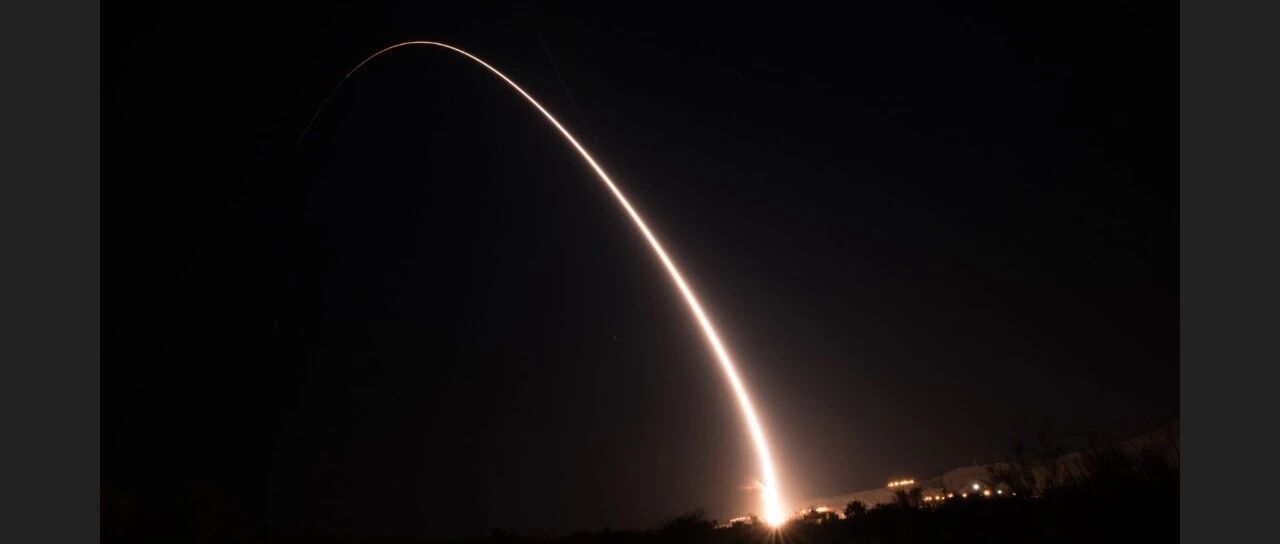 【联合全域指控】“超越计划”新进展：美海军部署首个舰载数字环境——“应用兵工厂”