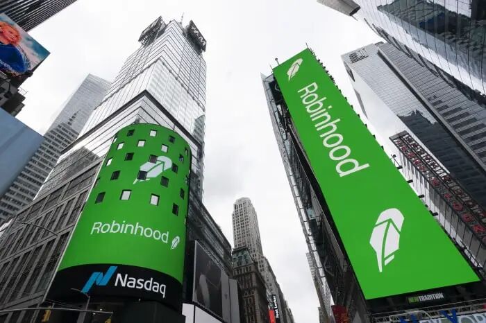 券商Robinhood发链上线7天锁仓破亿 股票代币化抢占DeFi入口