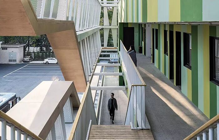 梯形体 开放且立体 – 莲花山公交总站改造 / CCDI墨照工作室