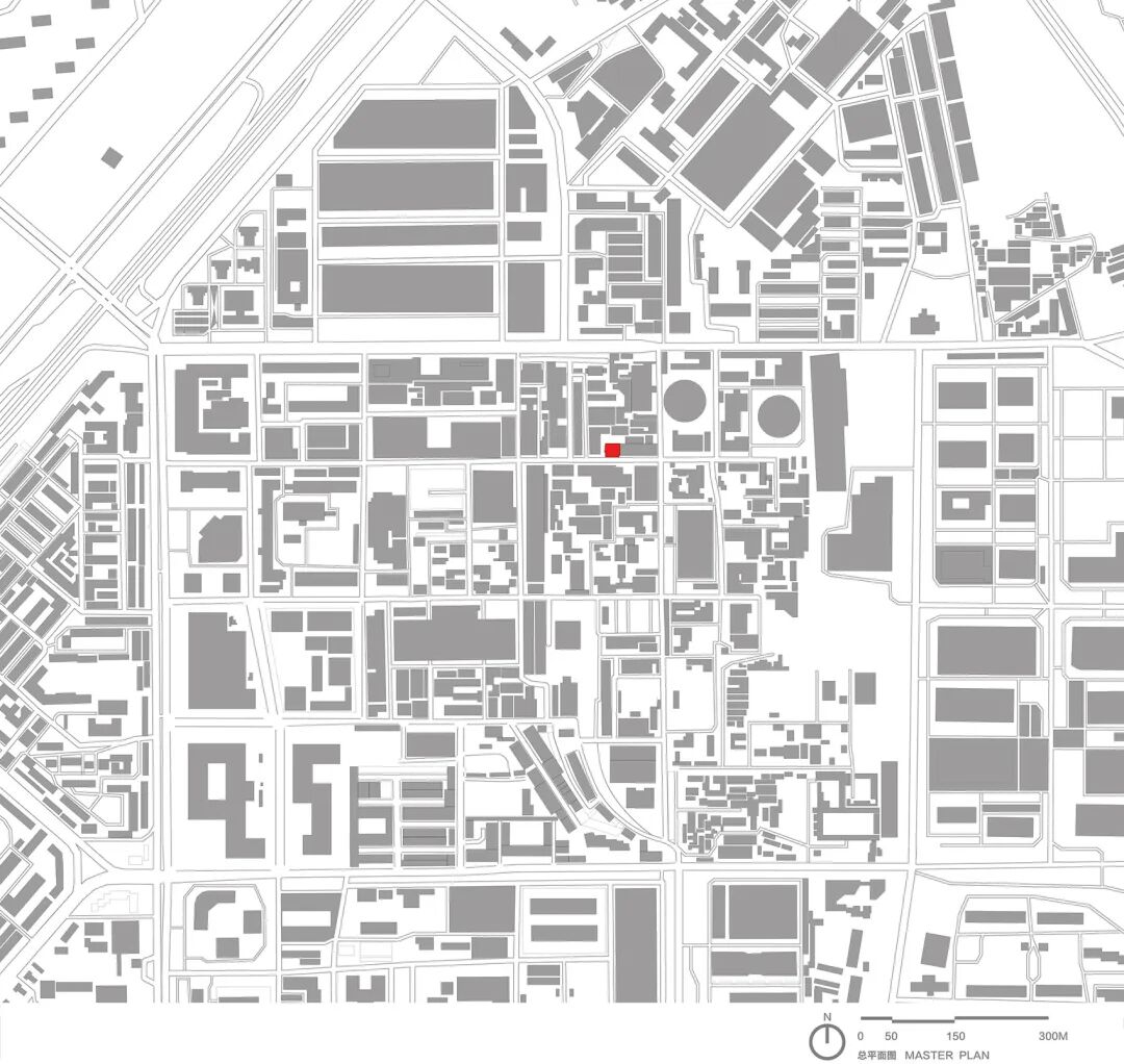 向天空借光798偏锋画廊改造设计