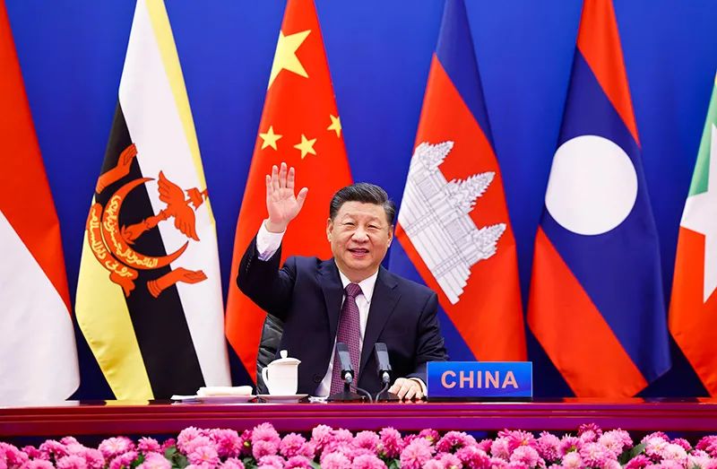 习近平出席并主持中国－东盟建立对话关系30周年纪念峰会 正式宣布建立中国东盟全面战略伙伴关系(图3)