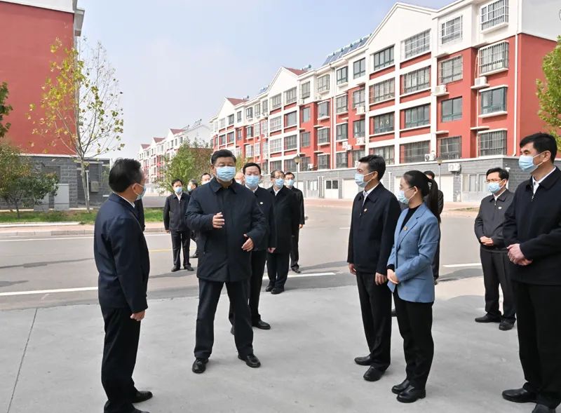 习近平在深入推动黄河流域生态保护和高质量发展座谈会上强调 咬定目标脚踏实地埋头苦干久久为功 为黄河永远造福中华民族而不懈奋斗(图11)