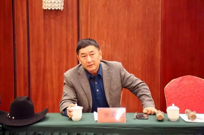 煙臺包裝盒印刷價格_鄭州大家印紙抽盒印刷_禮物盒包裝包裝辦法