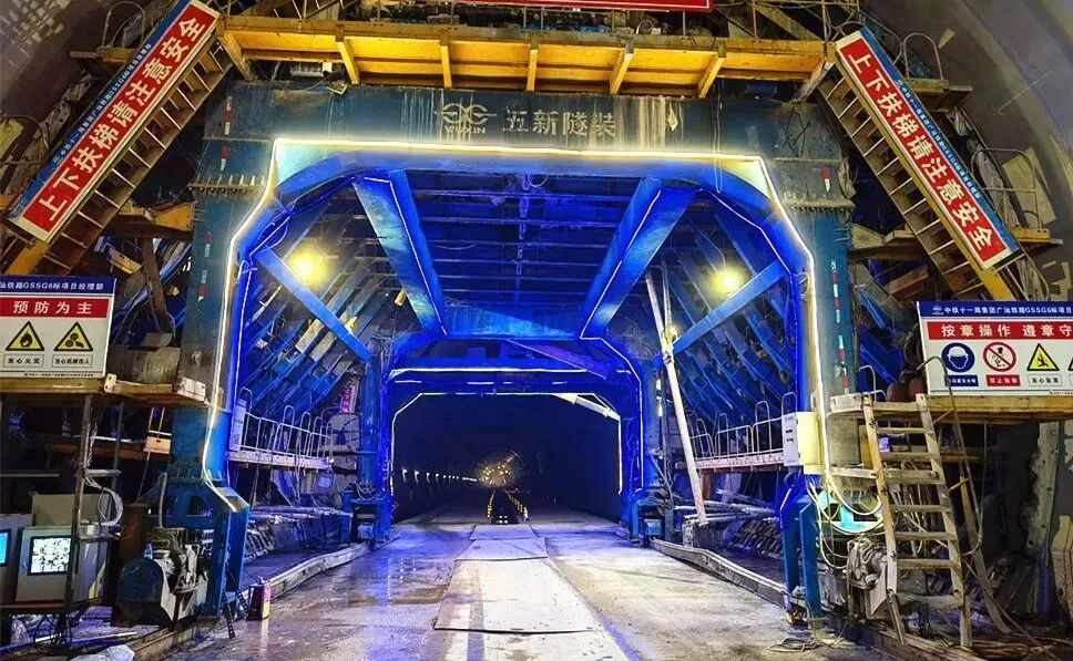 设计时速350公里！广汕高铁即将全面铺轨！