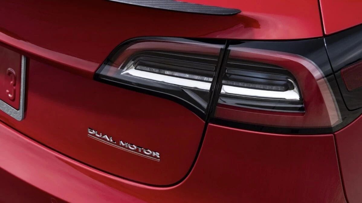 有安全才有团圆 | Model 3：特斯拉的五星家族再添一员