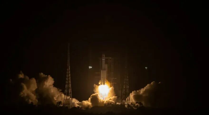 跨越百年的等待！天舟二号飞船与天和核心舱成功对接！的图1