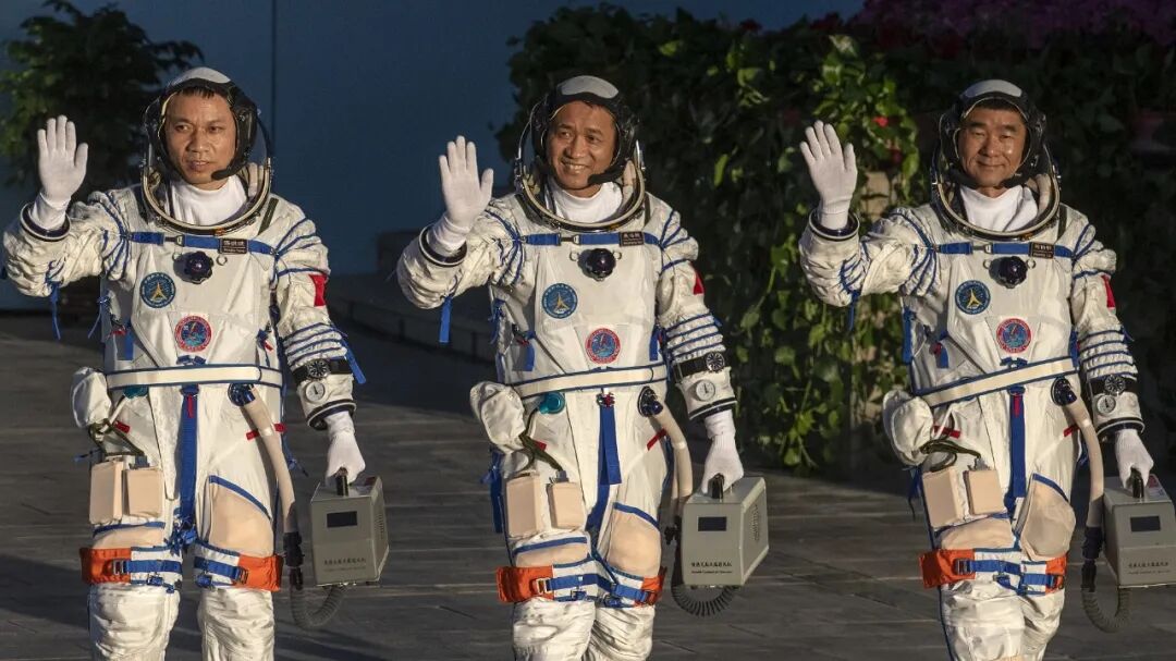 高考都結束了，你想知道如何成為一名中國航天員（taikonaut）嗎?的圖2