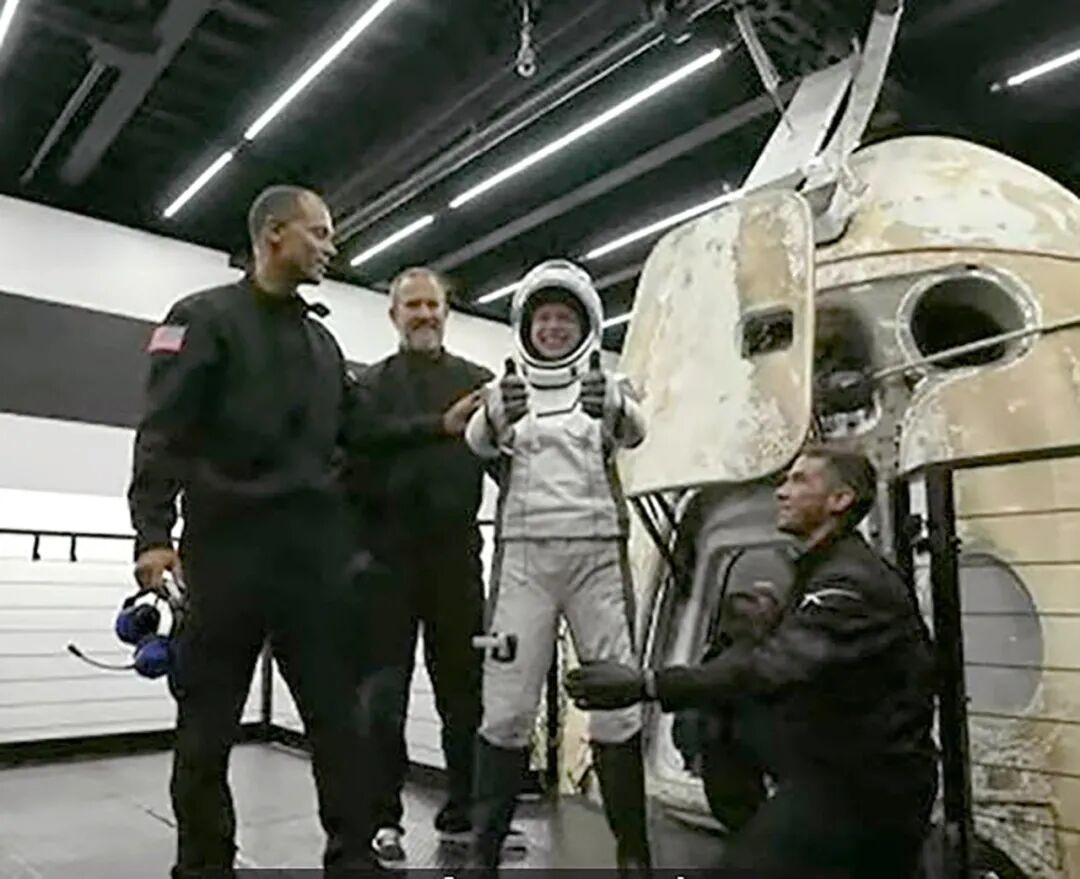經歷三天太空之旅，SpaceX的全平民飛行任務成功返航！的圖2