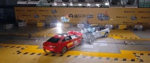 比亚迪汉EV碰撞后起火疑云，究竟谁赢谁输？