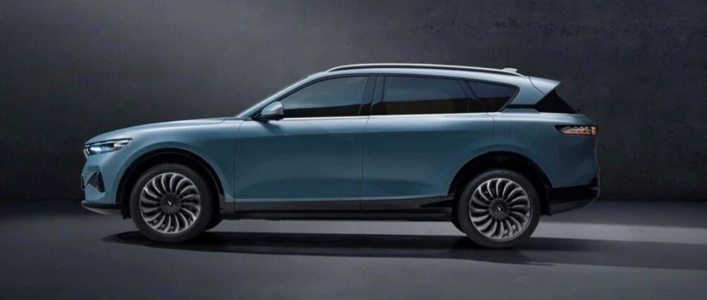 “国家队”出手，三大新能源高端品牌首款车型看点多