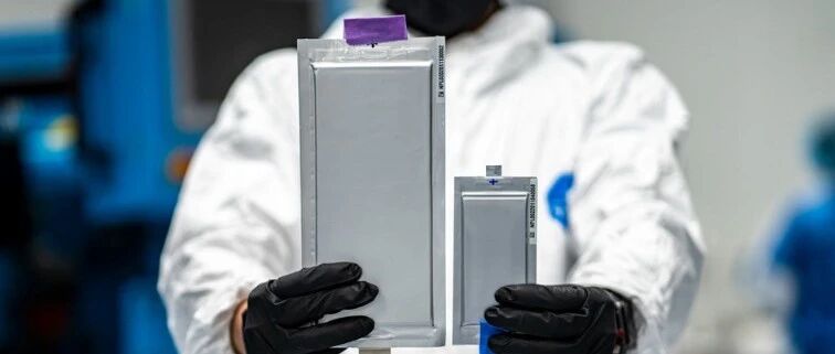 资本助推的固态电池，特斯拉、宁德时代们的终极战场