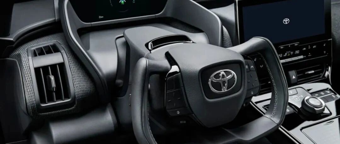 一台来自未来的Toyota什么样？ bZ4X演绎“回到未来”