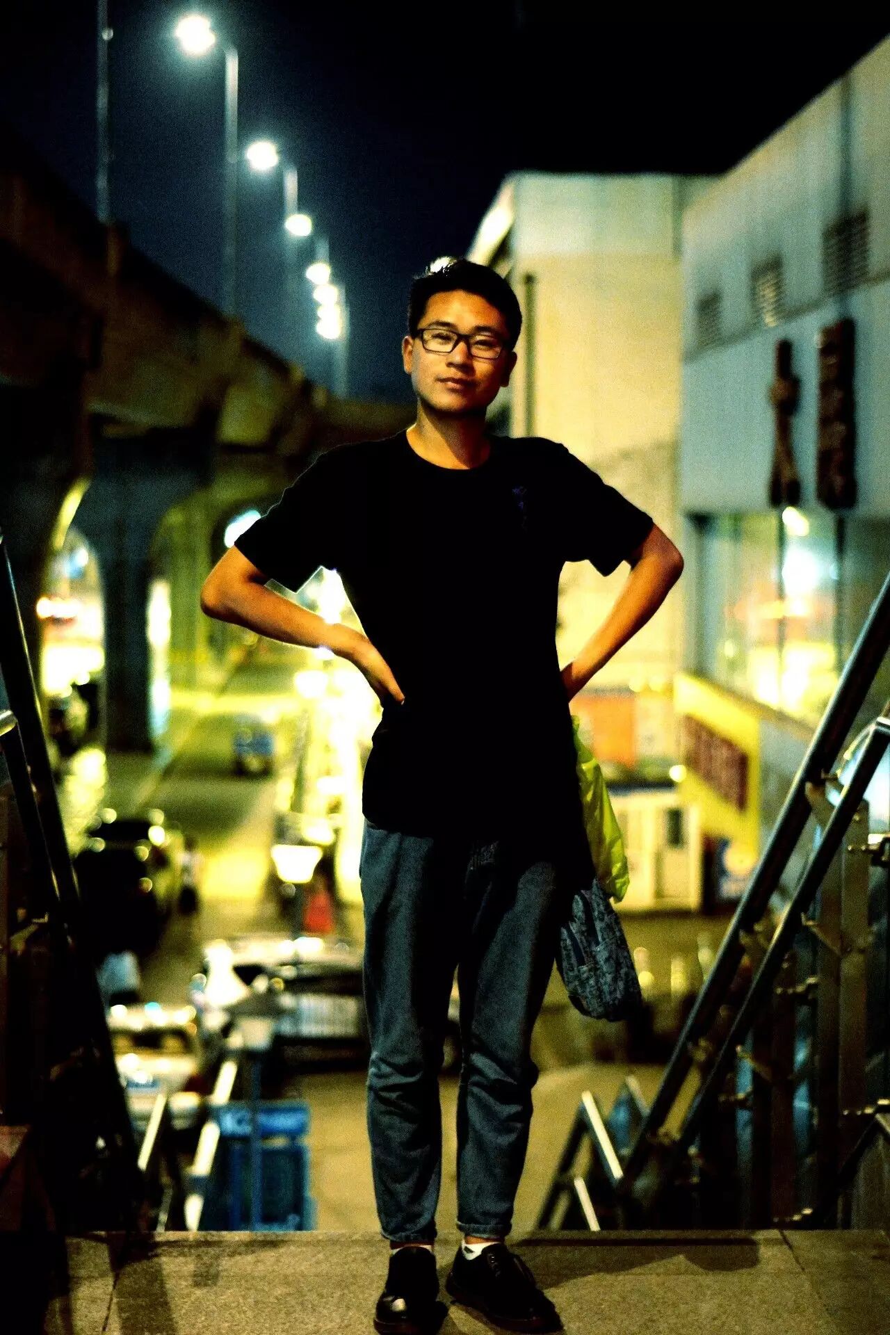 【90后诗歌大展第三十三回】李顺星·辽阔的孤独,撑痛狭窄的心房