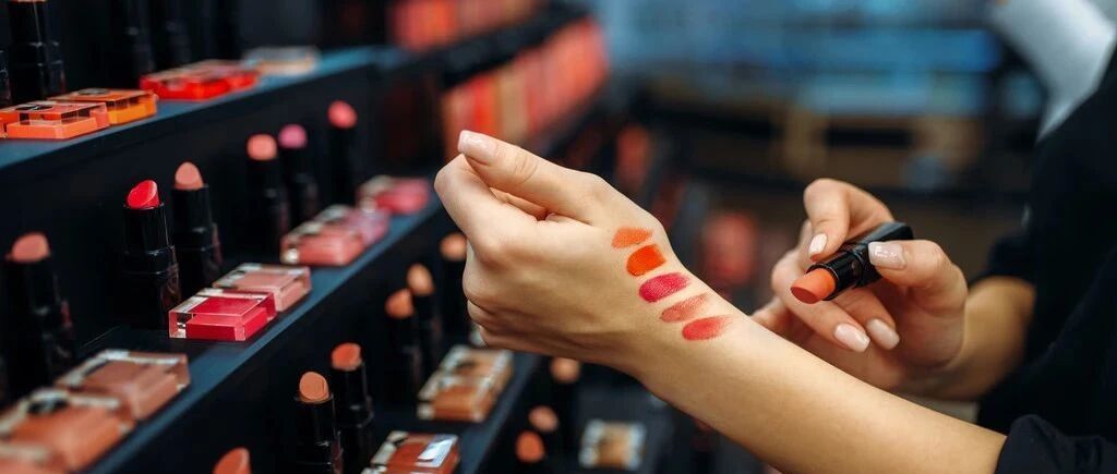 美妆新战事：没抓住流行点就会失去赛场主动权