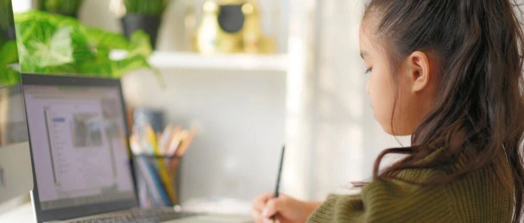 学霸君和优胜倒下了，在线教育虚火能烧多久？