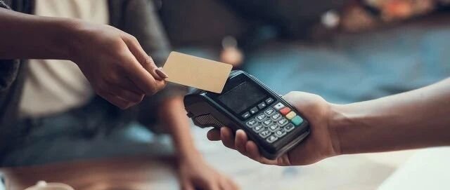 小贷“关门”，消金“开窗”