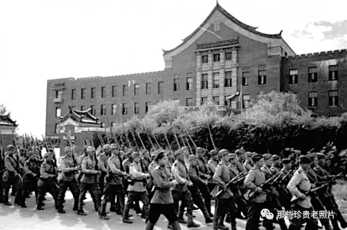 老照片：1945年8月，苏联红军进入中国东北- 博客| 文学城