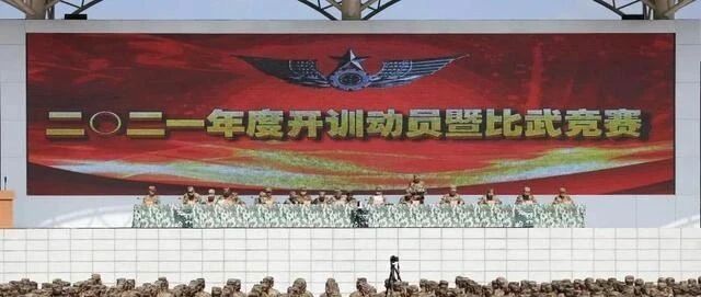 宁死不让！解放军全军开训，台名嘴：告诉美国我要打了