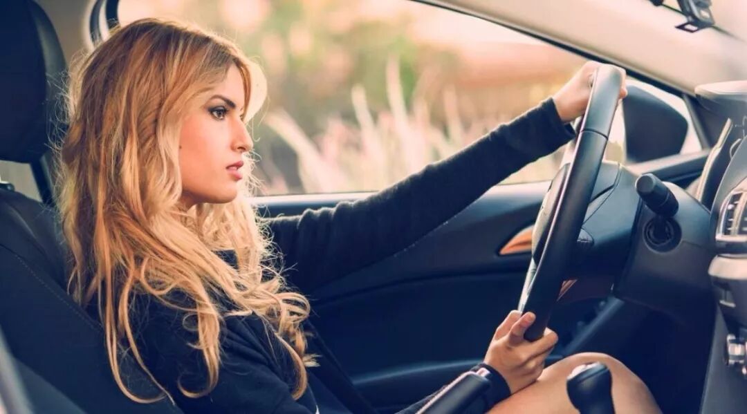 小马观全球：看数据！海外投资者蜂拥购买美股、美债，谁还在看跌？