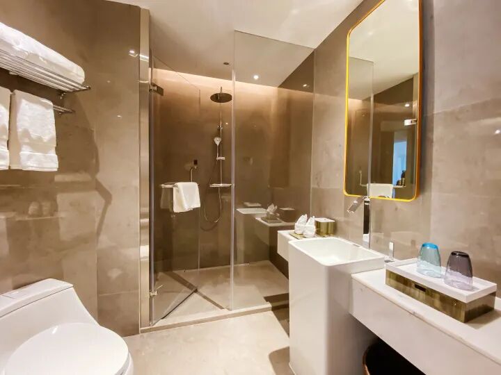 比厦门悠闲，美食不输扬州！初秋红叶漫天，谁不爱这座幸福感老城？