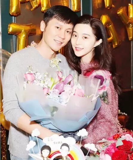 新闻八卦谢娜张杰明星视频_谢娜张杰最新新闻_八卦新闻明星谢娜张杰