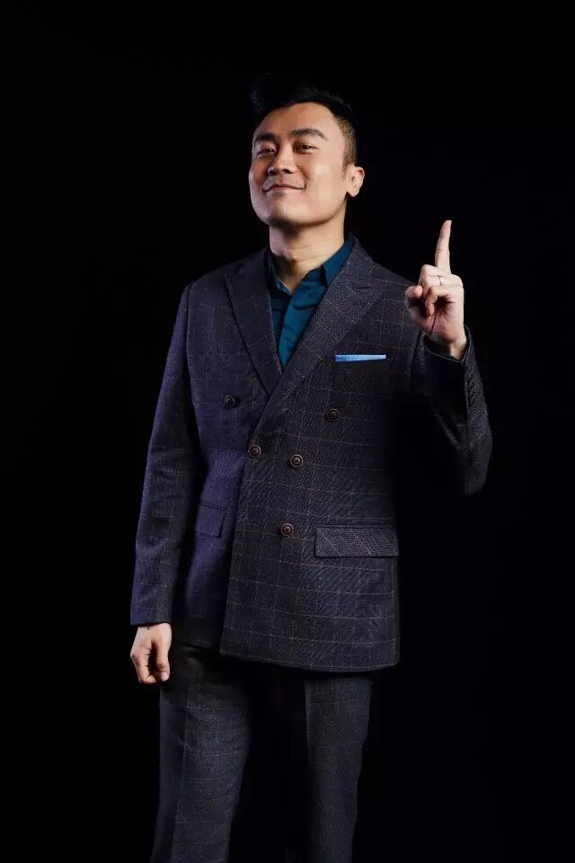 史炎丨《今晚 80 后脱口秀》常驻卡司,上海交大知名段子手,「上海