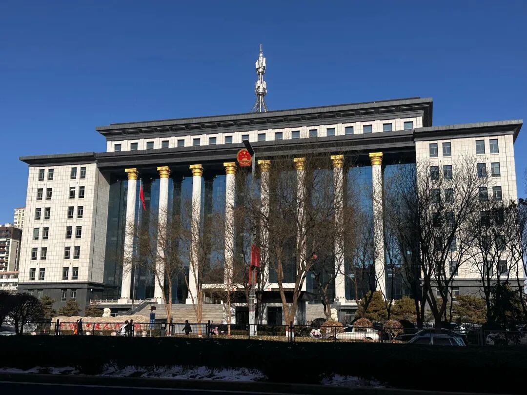 ▲山西省忻州市中级人民法院。（南方周末记者 翟星理 / 摄）