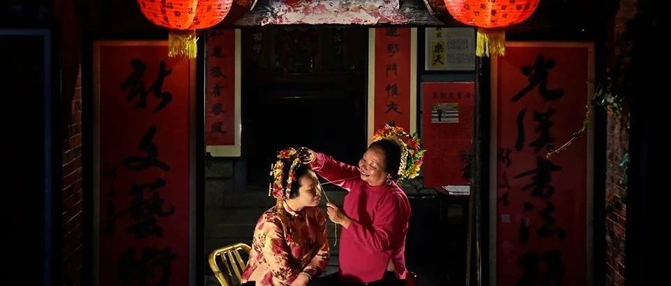 中国式母女关系：“很多女孩从未被妈妈好好爱过”