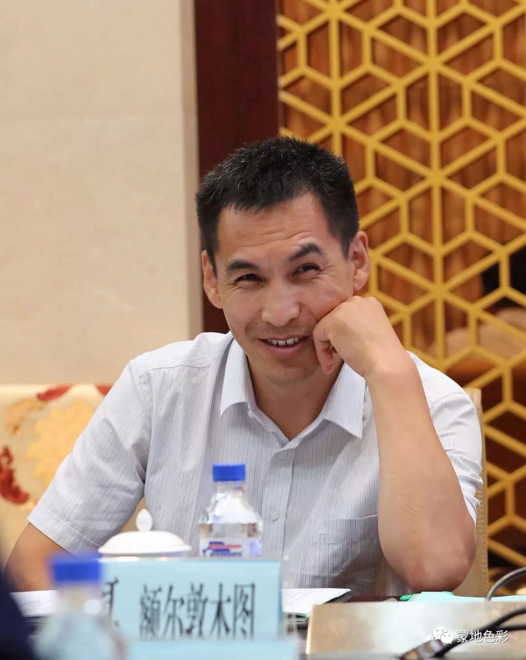 翻译蒙在线翻译免费_蒙古语在线翻译_蒙的文言文翻译