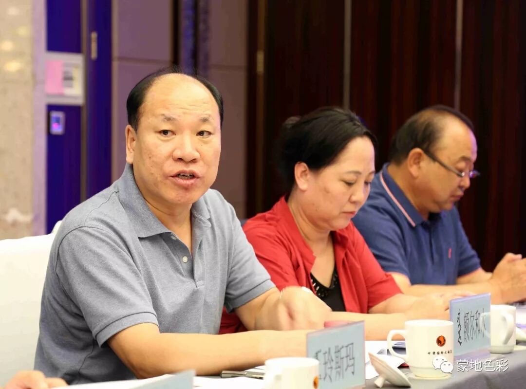 蒙古语在线翻译_蒙的文言文翻译_蒙翻译汉